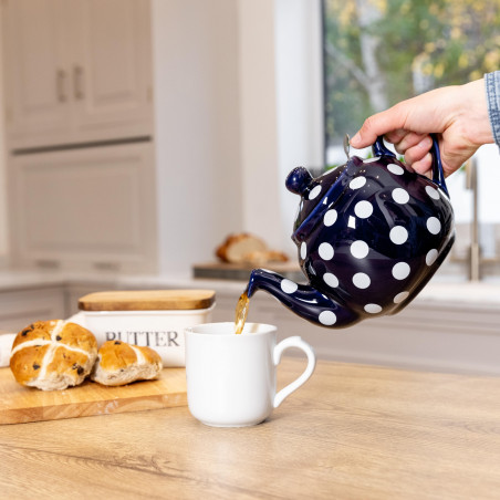 London Pottery Farmhouse 4 Cup Teapot Blue With White Spots