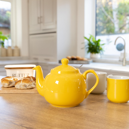 London Pottery Farmhouse 4 Cup Teapot New Yellow