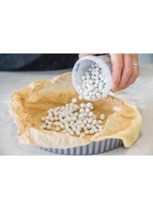 KitchenCraft Tub of Ceramic Baking Beans (500g)