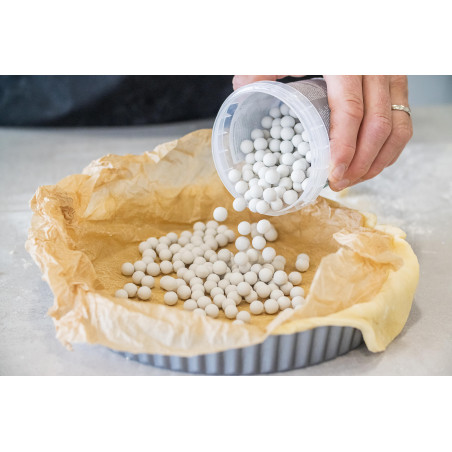 KitchenCraft Tub of Ceramic Baking Beans (500g)