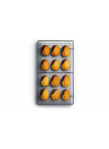 MasterClass Non-Stick 46cm x 26cm Cooling Tray