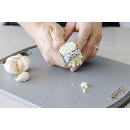 MasterClass Cast Heavy Duty Garlic Press