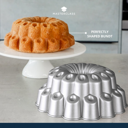 MasterClass Non-Stick Cast Aluminium Decorative Cake Tin, Tiered