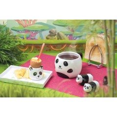 KitchenCraft Ceramic Panda-Shaped Novelty Salt and Pepper Shakers